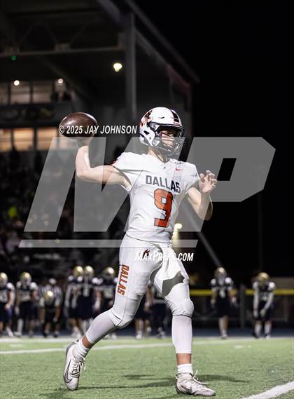 Thumbnail 2 in Dallas @ West Albany photogallery.