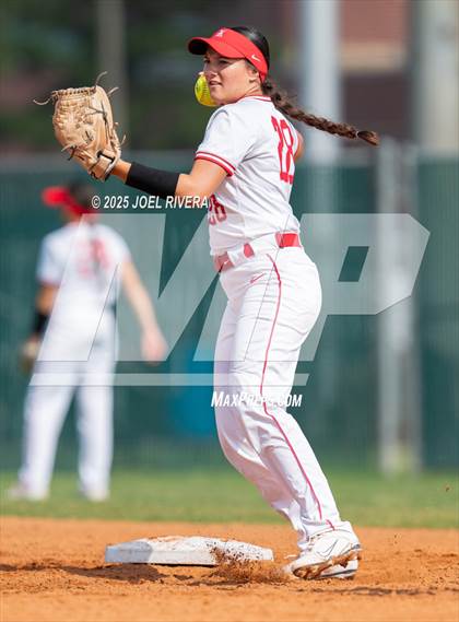 Thumbnail 1 in Seven Lakes @ Katy photogallery.