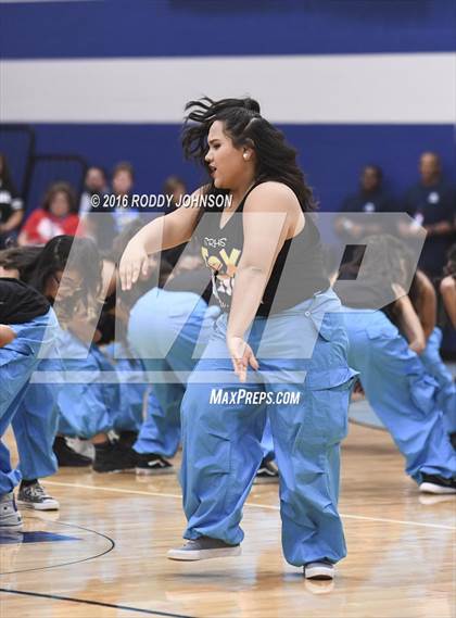 Thumbnail 2 in Angleton @ Sam Rayburn (McDonald's Texas Invitational)  photogallery.