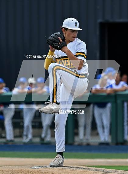 Thumbnail 2 in Bishop Manogue vs. Faith Lutheran (NIAA 5A Round 1) photogallery.