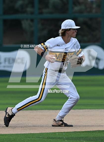 Thumbnail 2 in Bishop Manogue vs. Faith Lutheran (NIAA 5A Round 1) photogallery.