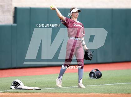 Thumbnail 1 in Hallettsville vs. Coahoma (UIL 3A Softball Final) photogallery.