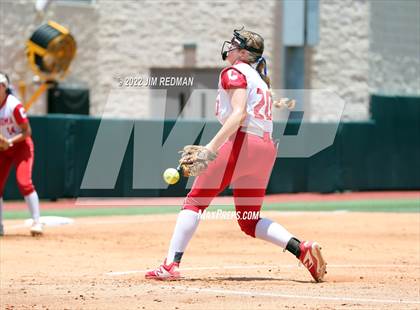 Thumbnail 2 in Hallettsville vs. Coahoma (UIL 3A Softball Final) photogallery.