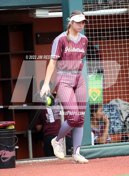Thumbnail 1 in Hallettsville vs. Coahoma (UIL 3A Softball Final) photogallery.