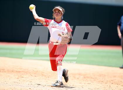 Thumbnail 1 in Hallettsville vs. Coahoma (UIL 3A Softball Final) photogallery.