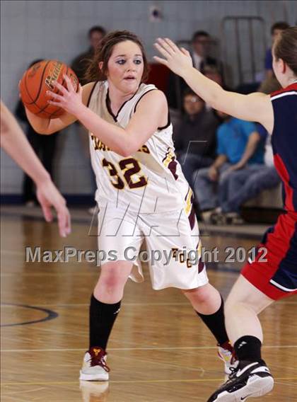 Thumbnail 3 in Kane vs. Elk County Catholic (PIAA District IX A Consolation) photogallery.