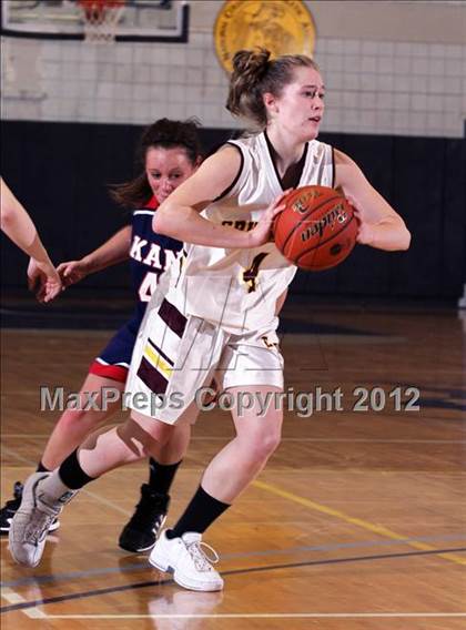 Thumbnail 1 in Kane vs. Elk County Catholic (PIAA District IX A Consolation) photogallery.