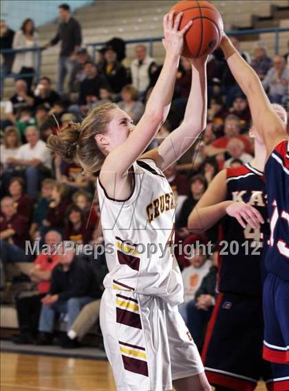 Thumbnail 3 in Kane vs. Elk County Catholic (PIAA District IX A Consolation) photogallery.