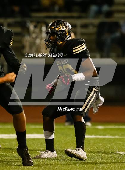 Thumbnail 3 in Golden Valley vs. Bishop Diego (CIF SS Div. 6 Final) photogallery.