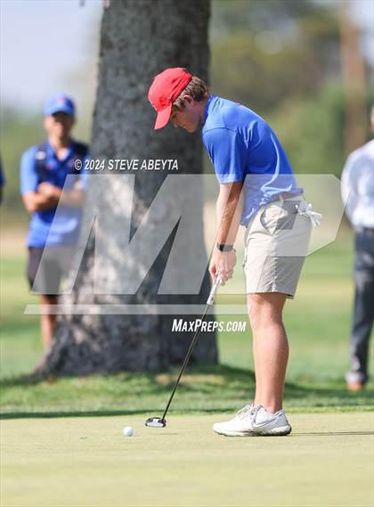 Thumbnail 2 in CHSAA 5A Finals - Day 2 photogallery.