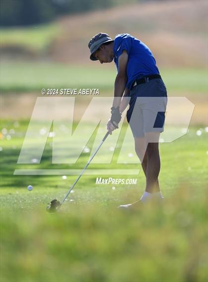 Thumbnail 2 in CHSAA 5A Finals - Day 2 photogallery.
