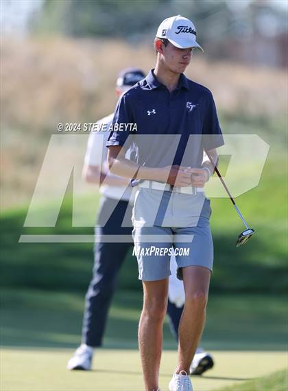 Thumbnail 1 in CHSAA 5A Finals - Day 2 photogallery.