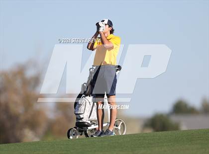 Thumbnail 2 in CHSAA 5A Finals - Day 2 photogallery.