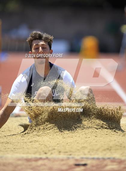Thumbnail 3 in CIF Southern Section Divisional Finals (Boys) photogallery.