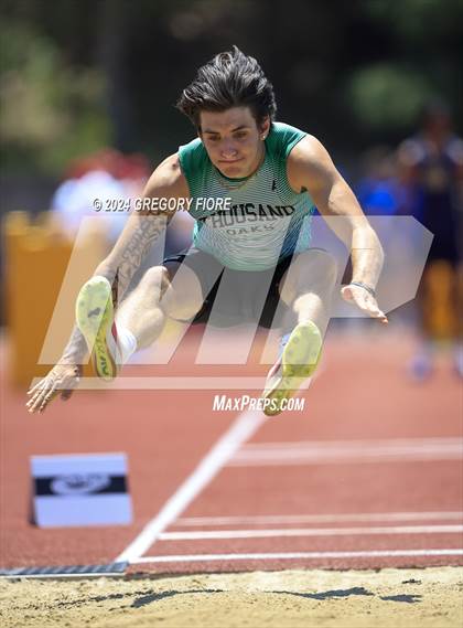 Thumbnail 2 in CIF Southern Section Divisional Finals (Boys) photogallery.