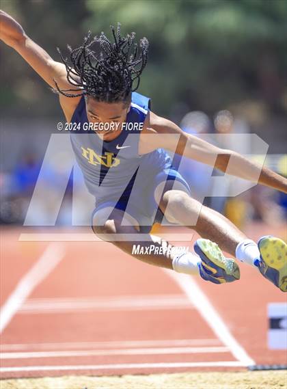 Thumbnail 2 in CIF Southern Section Divisional Finals (Boys) photogallery.