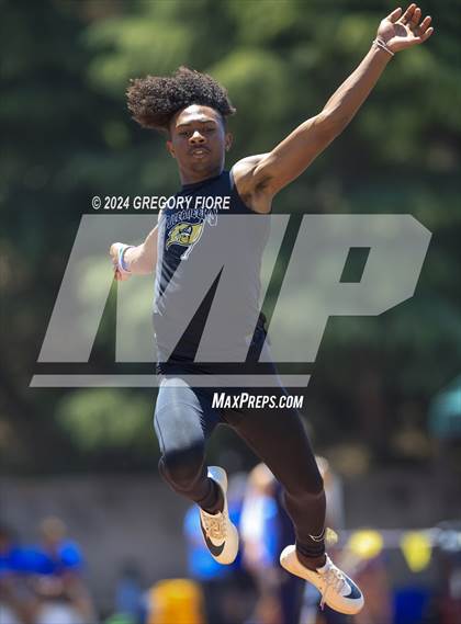 Thumbnail 2 in CIF Southern Section Divisional Finals (Boys) photogallery.