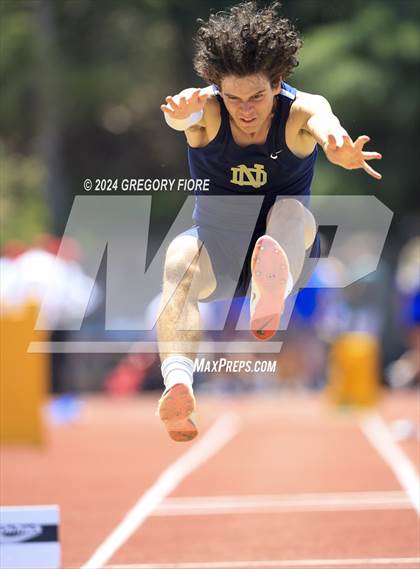 Thumbnail 2 in CIF Southern Section Divisional Finals (Boys) photogallery.