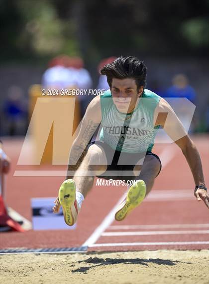 Thumbnail 1 in CIF Southern Section Divisional Finals (Boys) photogallery.