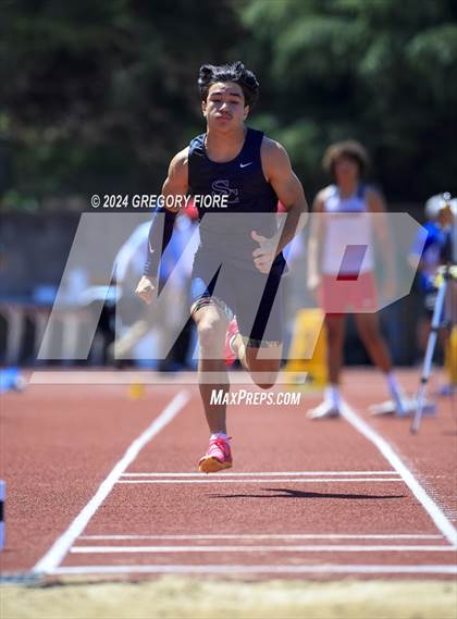 Thumbnail 2 in CIF Southern Section Divisional Finals (Boys) photogallery.