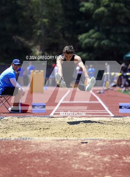 Thumbnail 3 in CIF Southern Section Divisional Finals (Boys) photogallery.