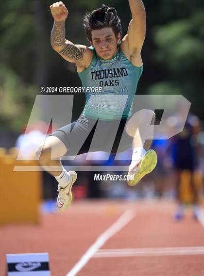 Thumbnail 3 in CIF Southern Section Divisional Finals (Boys) photogallery.