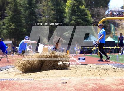 Thumbnail 3 in CIF Southern Section Divisional Finals (Boys) photogallery.