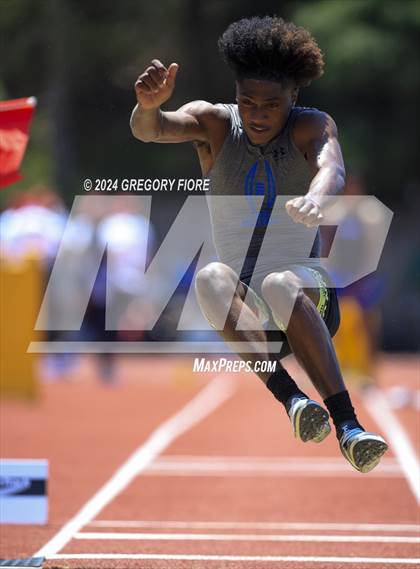 Thumbnail 1 in CIF Southern Section Divisional Finals (Boys) photogallery.