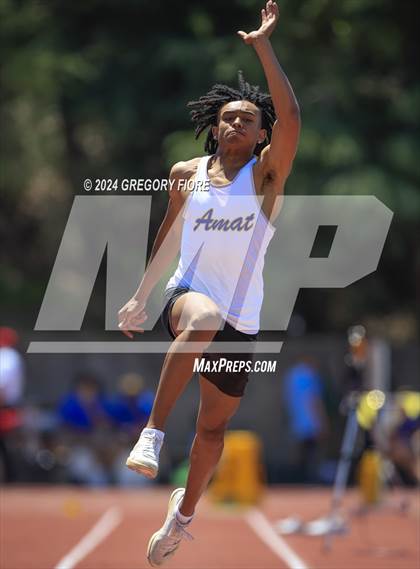 Thumbnail 3 in CIF Southern Section Divisional Finals (Boys) photogallery.