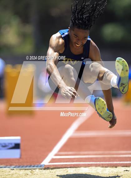 Thumbnail 3 in CIF Southern Section Divisional Finals (Boys) photogallery.