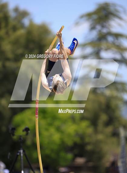 Thumbnail 2 in CIF Southern Section Divisional Finals (Boys) photogallery.