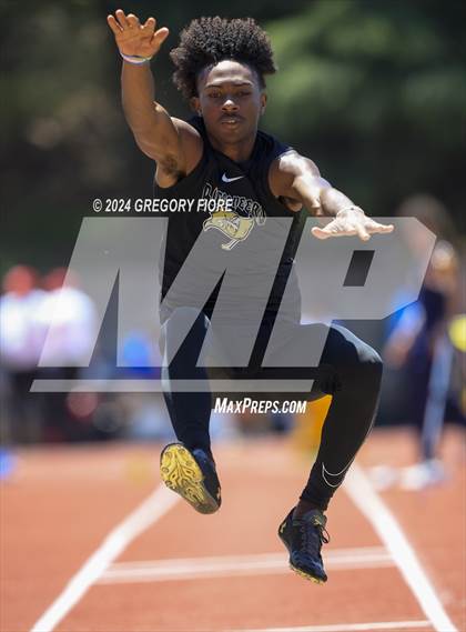 Thumbnail 2 in CIF Southern Section Divisional Finals (Boys) photogallery.