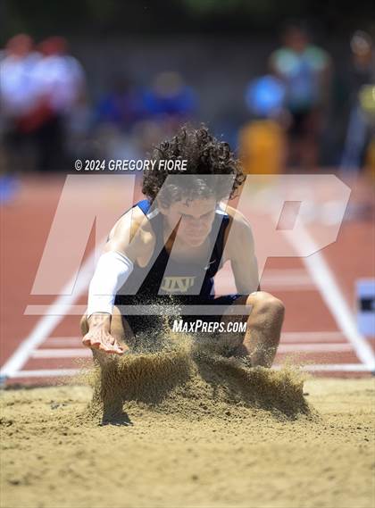 Thumbnail 1 in CIF Southern Section Divisional Finals (Boys) photogallery.