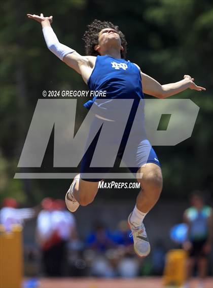 Thumbnail 1 in CIF Southern Section Divisional Finals (Boys) photogallery.