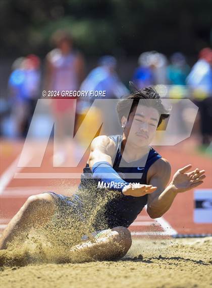 Thumbnail 3 in CIF Southern Section Divisional Finals (Boys) photogallery.
