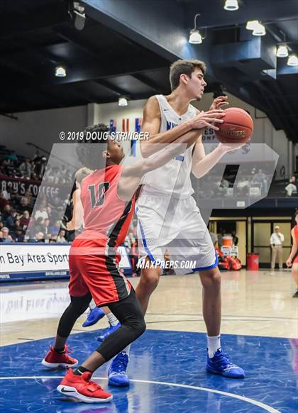Thumbnail 2 in Pleasant Grove vs. James Logan (MaxPreps MLK Classic) photogallery.