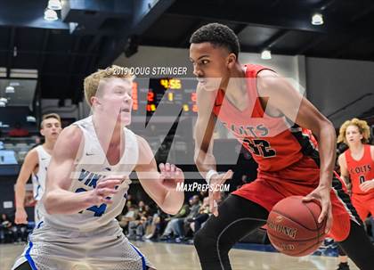 Thumbnail 2 in Pleasant Grove vs. James Logan (MaxPreps MLK Classic) photogallery.