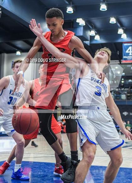 Thumbnail 1 in Pleasant Grove vs. James Logan (MaxPreps MLK Classic) photogallery.