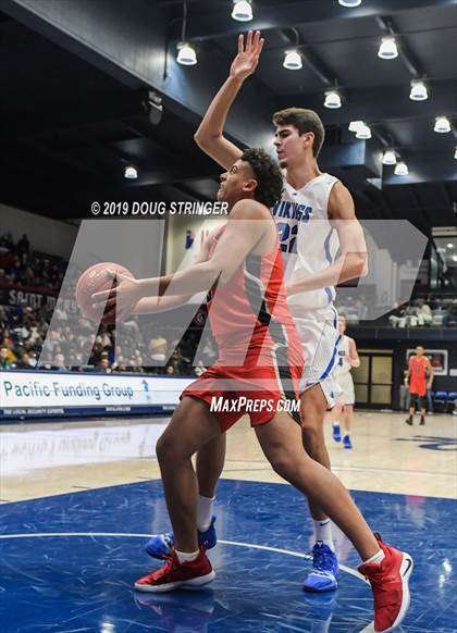 Thumbnail 1 in Pleasant Grove vs. James Logan (MaxPreps MLK Classic) photogallery.