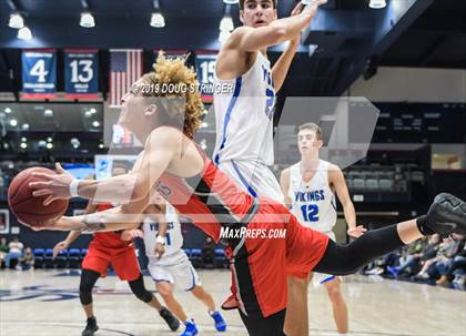 Thumbnail 3 in Pleasant Grove vs. James Logan (MaxPreps MLK Classic) photogallery.