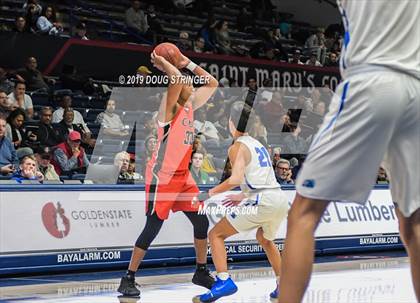 Thumbnail 1 in Pleasant Grove vs. James Logan (MaxPreps MLK Classic) photogallery.