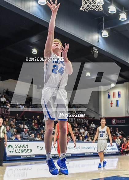 Thumbnail 1 in Pleasant Grove vs. James Logan (MaxPreps MLK Classic) photogallery.