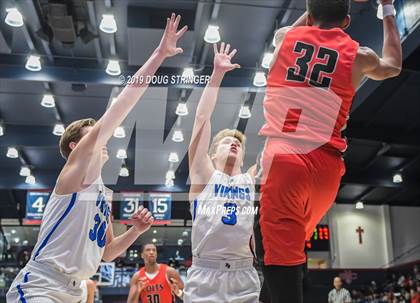 Thumbnail 1 in Pleasant Grove vs. James Logan (MaxPreps MLK Classic) photogallery.
