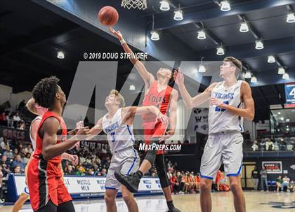 Thumbnail 1 in Pleasant Grove vs. James Logan (MaxPreps MLK Classic) photogallery.