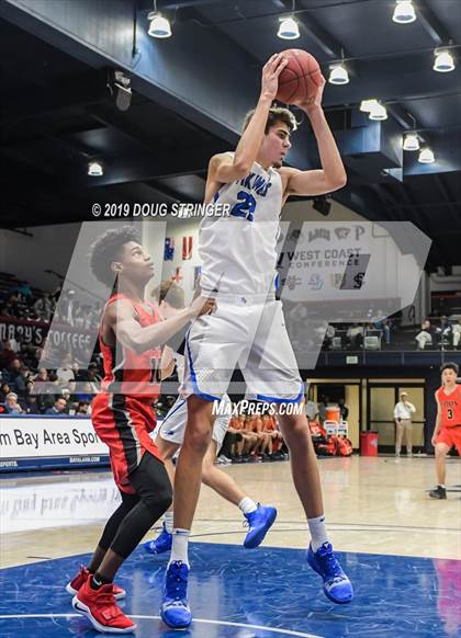 Thumbnail 1 in Pleasant Grove vs. James Logan (MaxPreps MLK Classic) photogallery.
