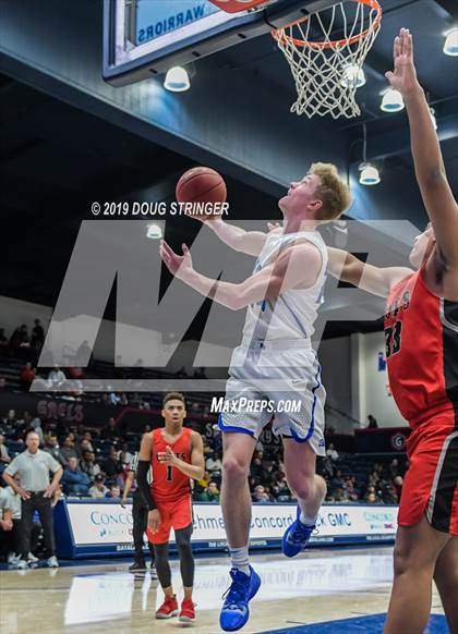 Thumbnail 2 in Pleasant Grove vs. James Logan (MaxPreps MLK Classic) photogallery.