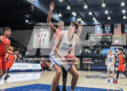 Thumbnail 1 in Pleasant Grove vs. James Logan (MaxPreps MLK Classic) photogallery.