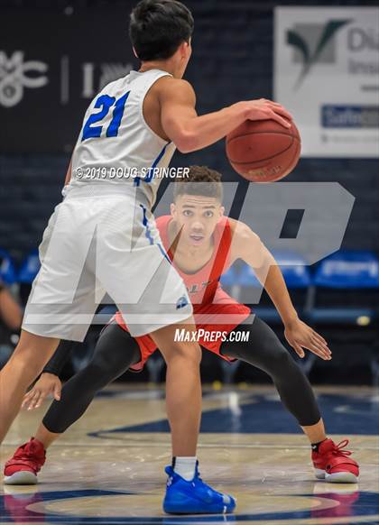 Thumbnail 3 in Pleasant Grove vs. James Logan (MaxPreps MLK Classic) photogallery.