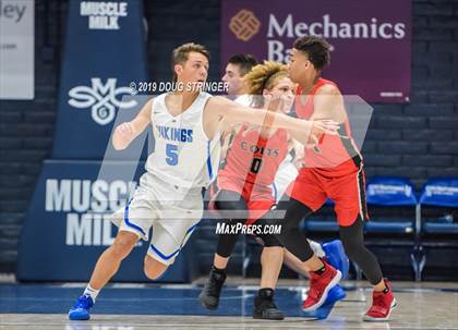 Thumbnail 2 in Pleasant Grove vs. James Logan (MaxPreps MLK Classic) photogallery.