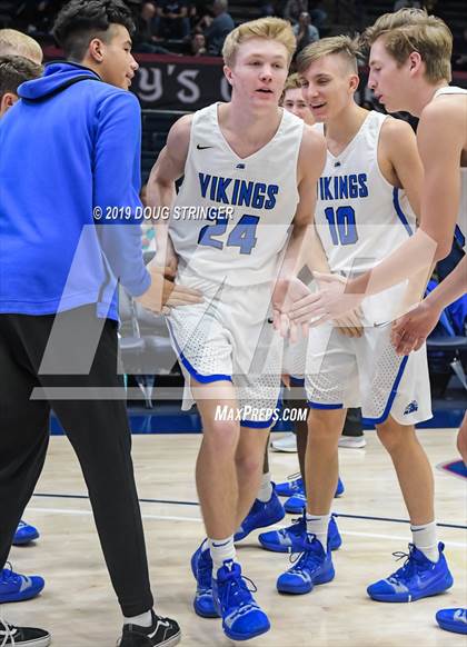 Thumbnail 2 in Pleasant Grove vs. James Logan (MaxPreps MLK Classic) photogallery.